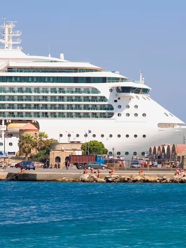 Cruise ship